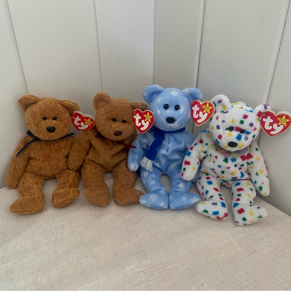 90s ty beanie babies teddy bear LOT 4
Baby Holiday Fuzz Curly Y2K plush toy